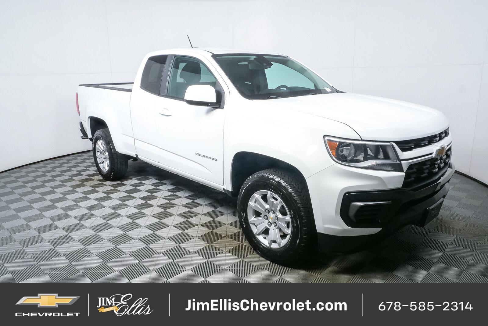 Summit White 2022 Chevrolet Colorado Pickup Truck 4X2 6-Speed Automatic