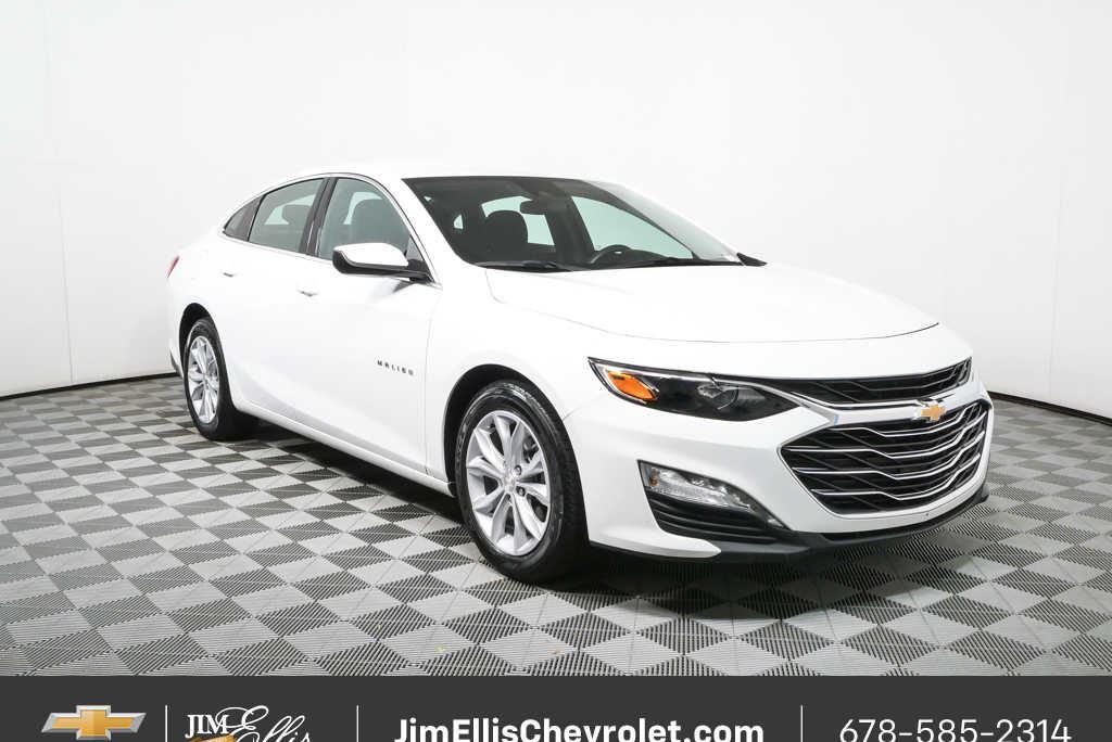 Summit White 2025 Chevrolet Malibu Sedan Front-Wheel Drive Continuously Variable Transmission