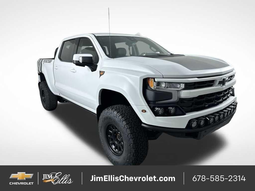 Summit White 2025 Chevrolet Silverado 1500 Pickup Truck Four-Wheel Drive Automatic