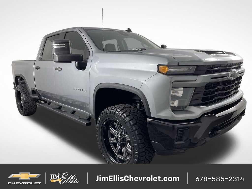 Sterling Gray Metallic 2025 Chevrolet Silverado 2500HD Pickup Truck Four-Wheel Drive Automatic