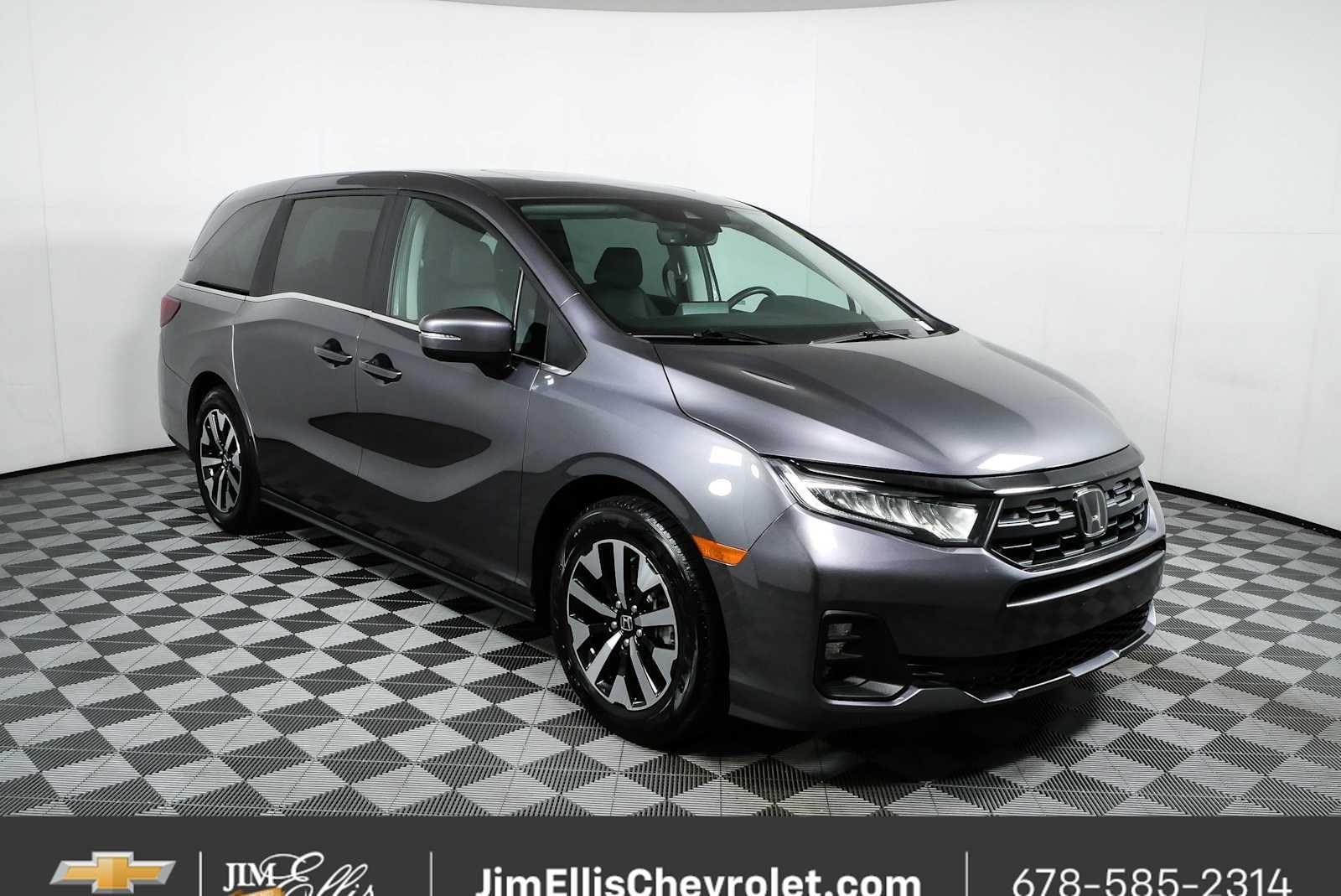 Gray (Modern Steel Metallic) 2025 Honda Odyssey Minivan Front-Wheel Drive Automatic