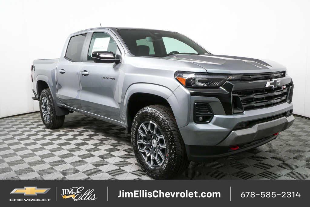 Sterling Gray Metallic 2026 Chevrolet Colorado Pickup Truck Four-Wheel Drive 8-Speed Automatic
