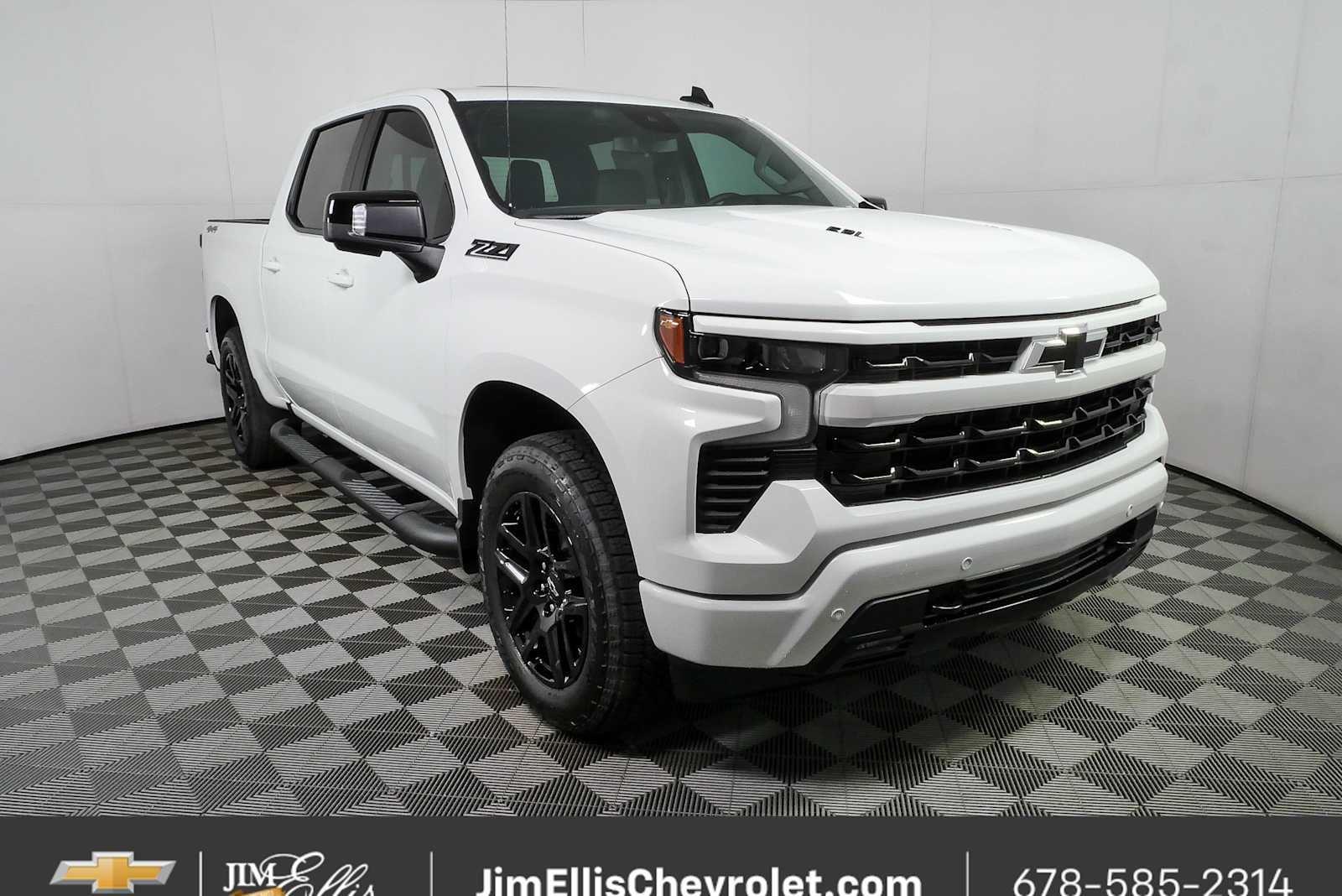 Summit White 2026 Chevrolet Silverado 1500 Pickup Truck Four-Wheel Drive 8-Speed Automatic