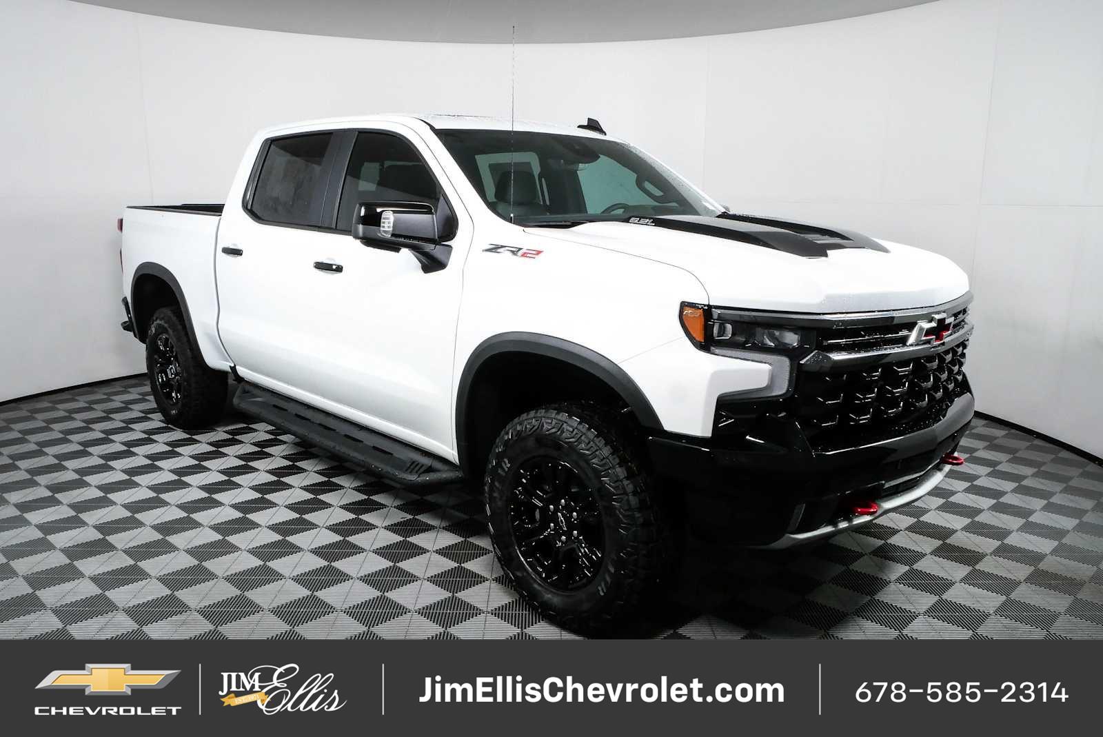 Summit White 2026 Chevrolet Silverado 1500 Pickup Truck Four-Wheel Drive Automatic