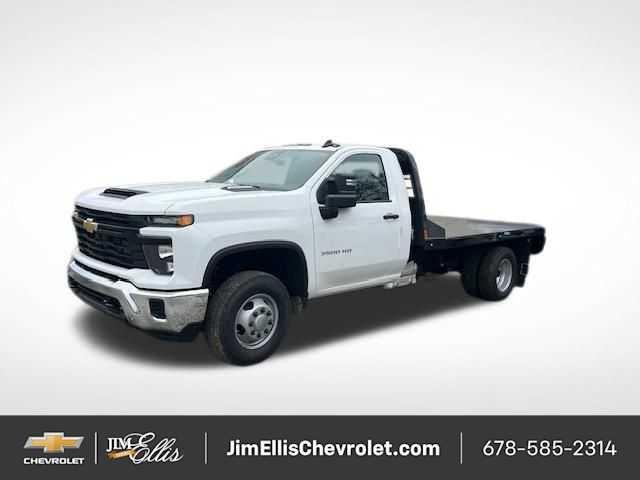 Summit White 2025 Chevrolet Silverado 3500HD Chassis Pickup Truck Four-Wheel Drive Automatic