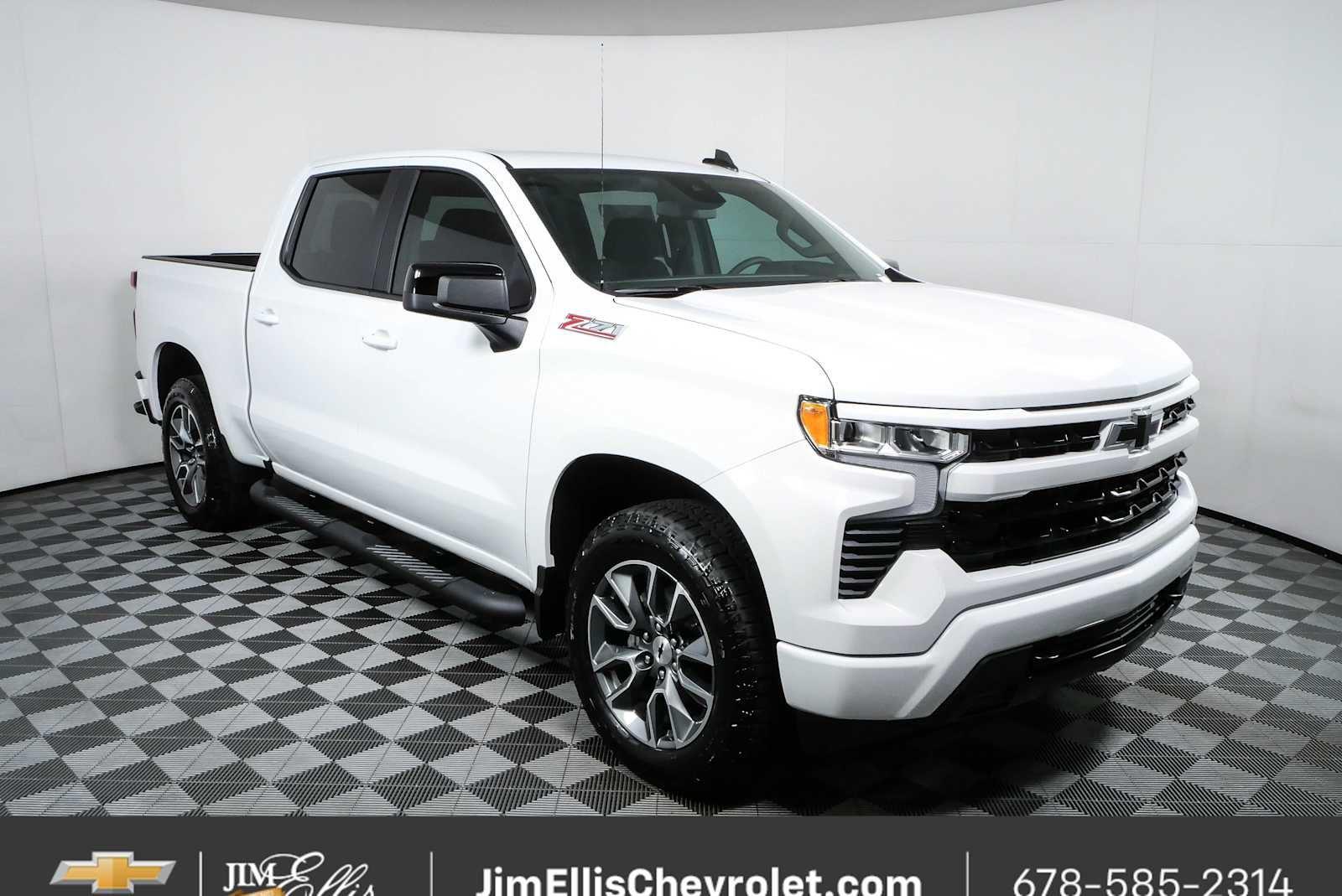 Summit White 2026 Chevrolet Silverado 1500 Pickup Truck Four-Wheel Drive 8-Speed Automatic