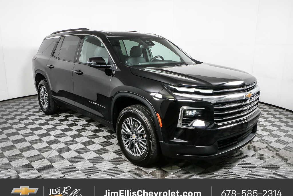Mosaic Black Metallic 2025 Chevrolet Traverse SUV / Crossover Front-Wheel Drive 8-Speed Automatic