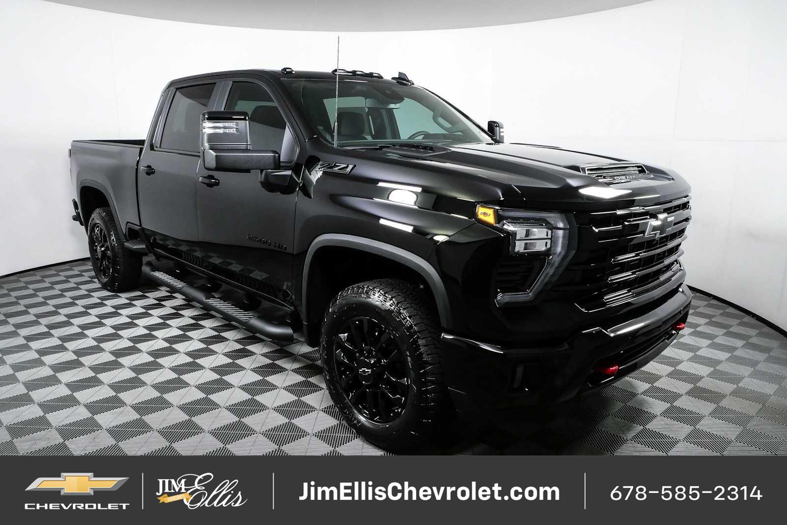 Black 2026 Chevrolet Silverado 2500HD Pickup Truck Four-Wheel Drive Automatic