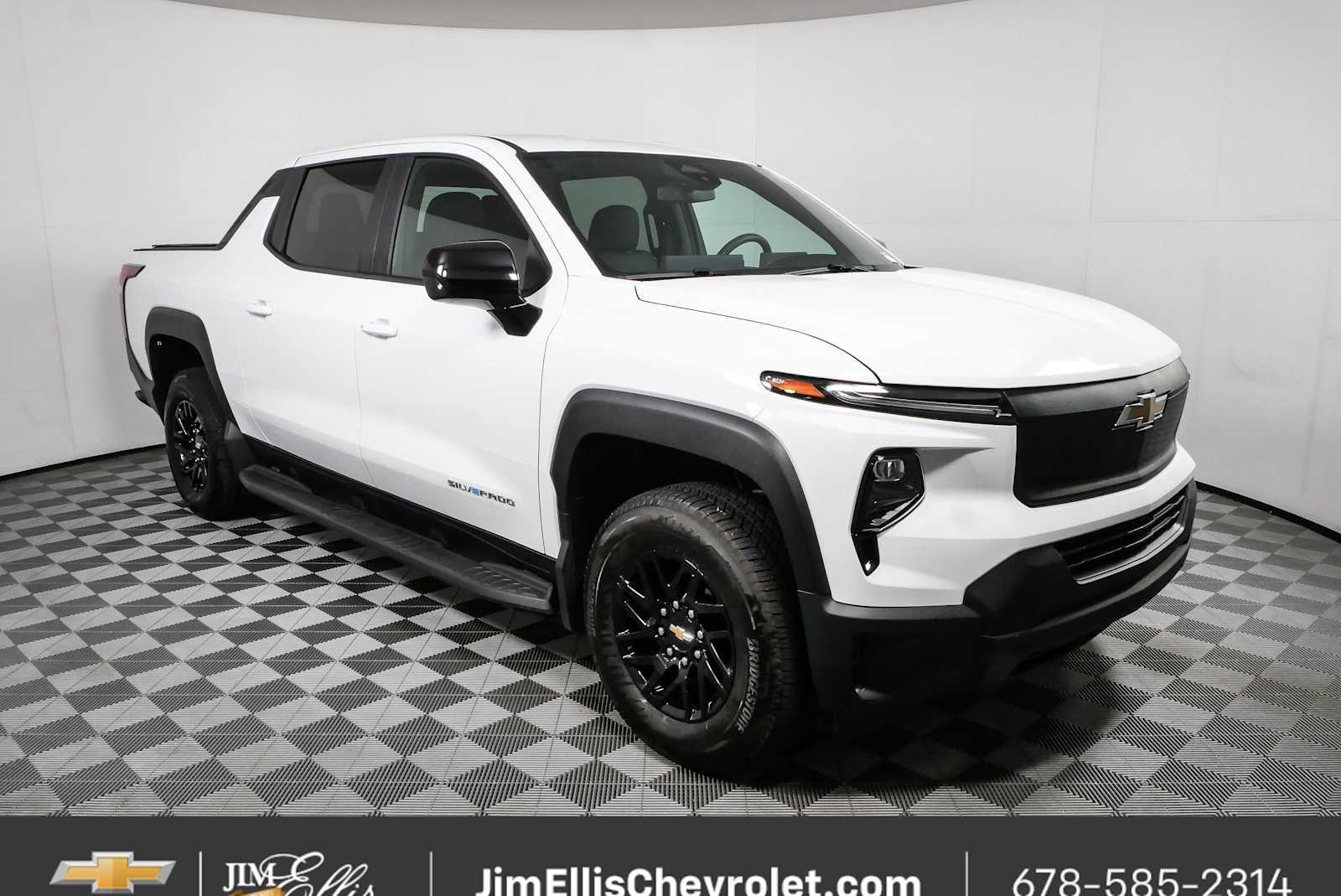 Summit White 2024 Chevrolet Silverado EV Pickup Truck All-Wheel Drive Automatic