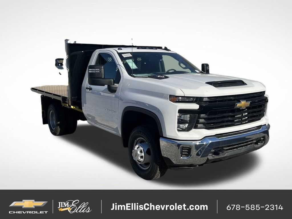 GAZ 2025 Chevrolet Silverado 3500HD Pickup Truck Four-Wheel Drive Automatic