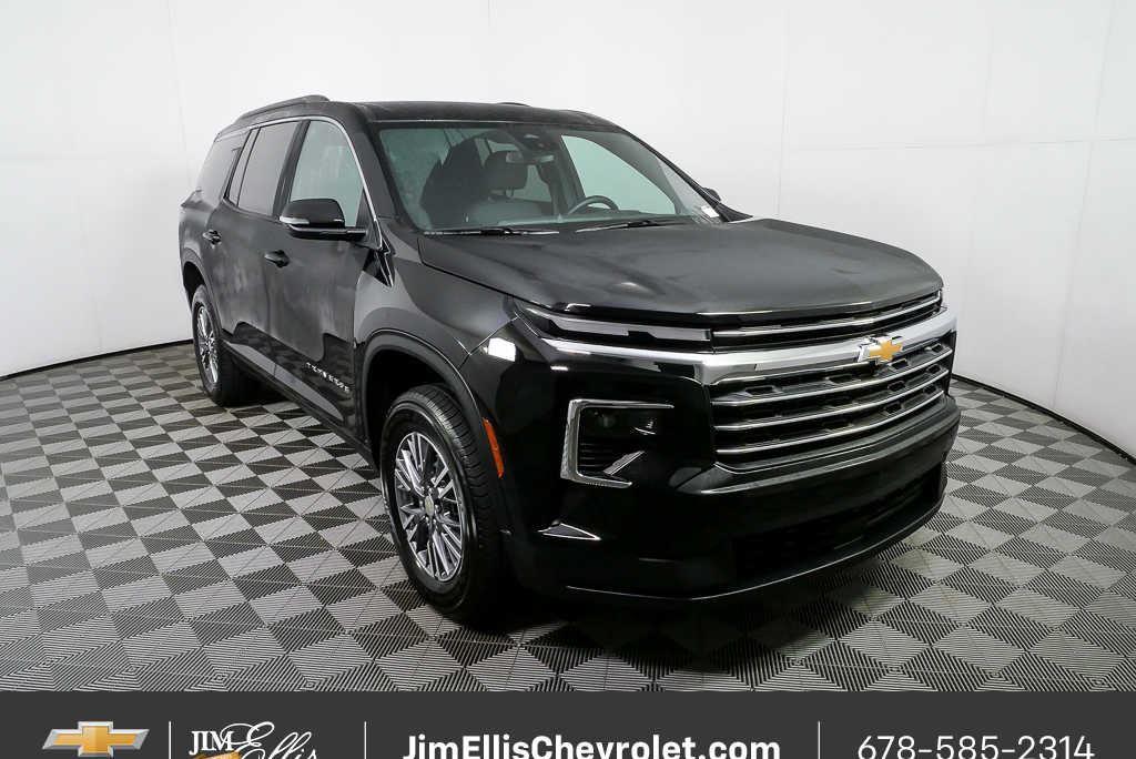 Mosaic Black Metallic 2025 Chevrolet Traverse SUV / Crossover Front-Wheel Drive 8-Speed Automatic