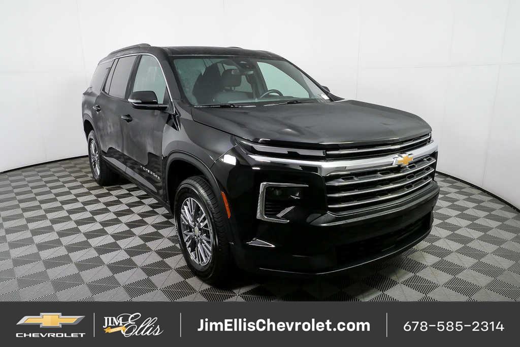 Mosaic Black Metallic 2025 Chevrolet Traverse SUV / Crossover Front-Wheel Drive 8-Speed Automatic