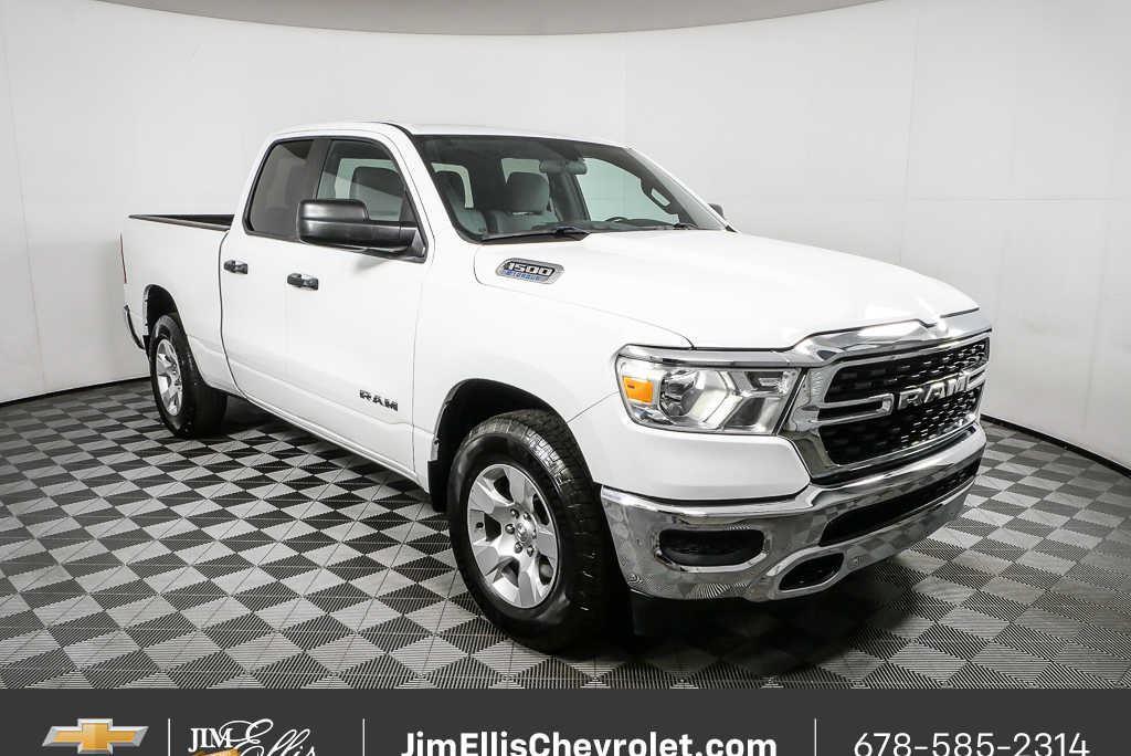 Bright White Clearcoat 2023 RAM 1500 Pickup Truck 4X2 8-Speed Automatic