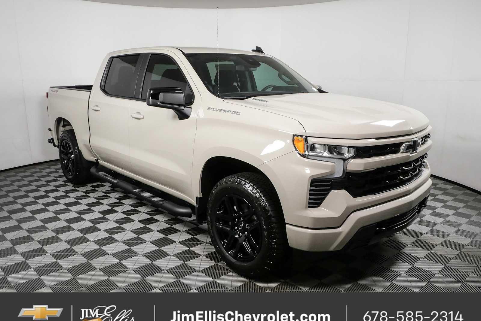 White Sands 2026 Chevrolet Silverado 1500 Pickup Truck Four-Wheel Drive 8-Speed Automatic