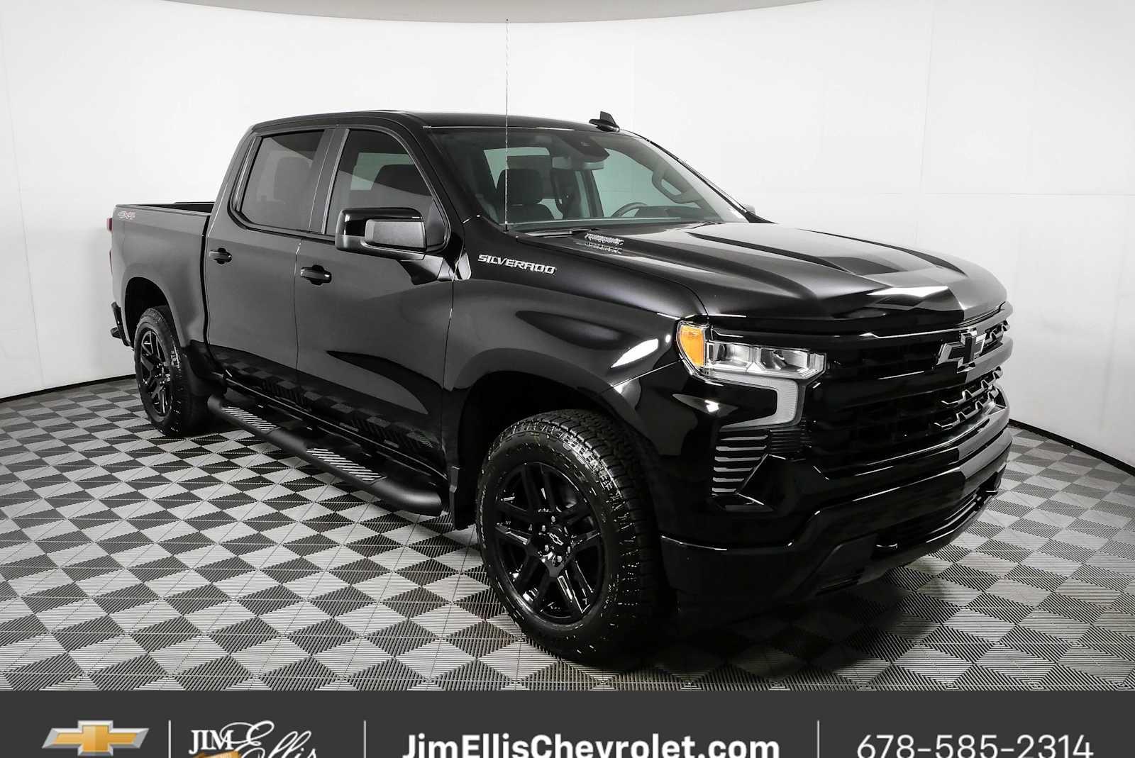 Black 2026 Chevrolet Silverado 1500 Pickup Truck Four-Wheel Drive 8-Speed Automatic