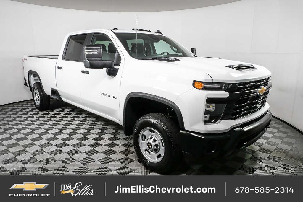 Summit White 2026 Chevrolet Silverado 2500HD Pickup Truck Four-Wheel Drive Automatic