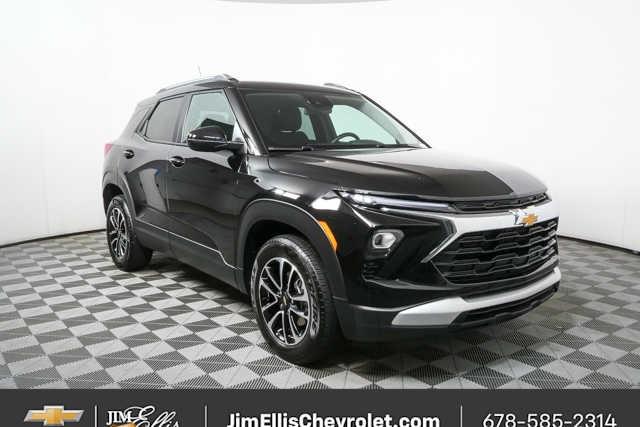 Mosaic Black Metallic 2025 Chevrolet Trailblazer SUV / Crossover Four-Wheel Drive 9-Speed Automatic
