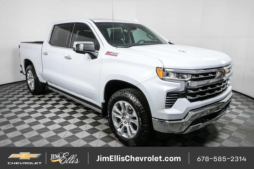 Polar White Tricoat 2026 Chevrolet Silverado 1500 Pickup Truck Four-Wheel Drive Automatic