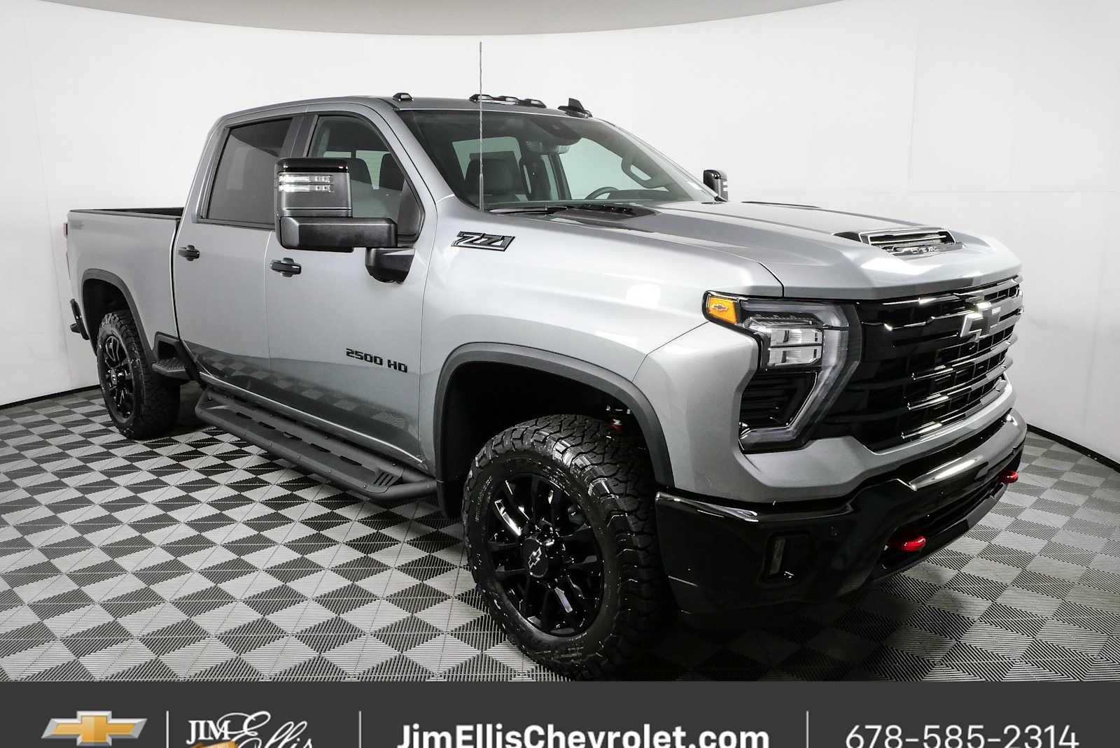 Sterling Gray Metallic 2026 Chevrolet Silverado 2500HD Pickup Truck Four-Wheel Drive Automatic