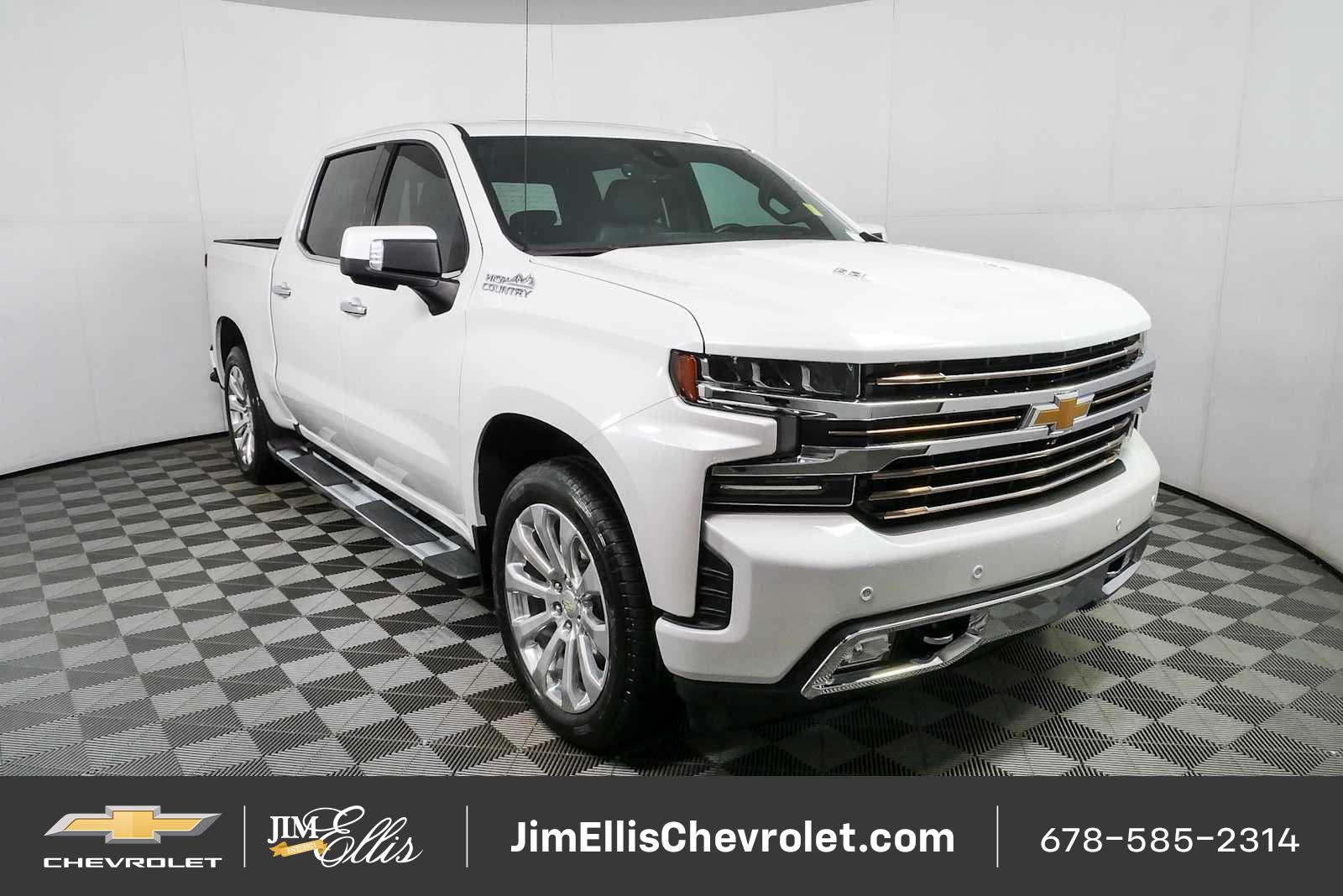 White (Iridescent Pearl Tricoat) 2021 Chevrolet Silverado 1500 Pickup Truck Four-Wheel Drive Automatic
