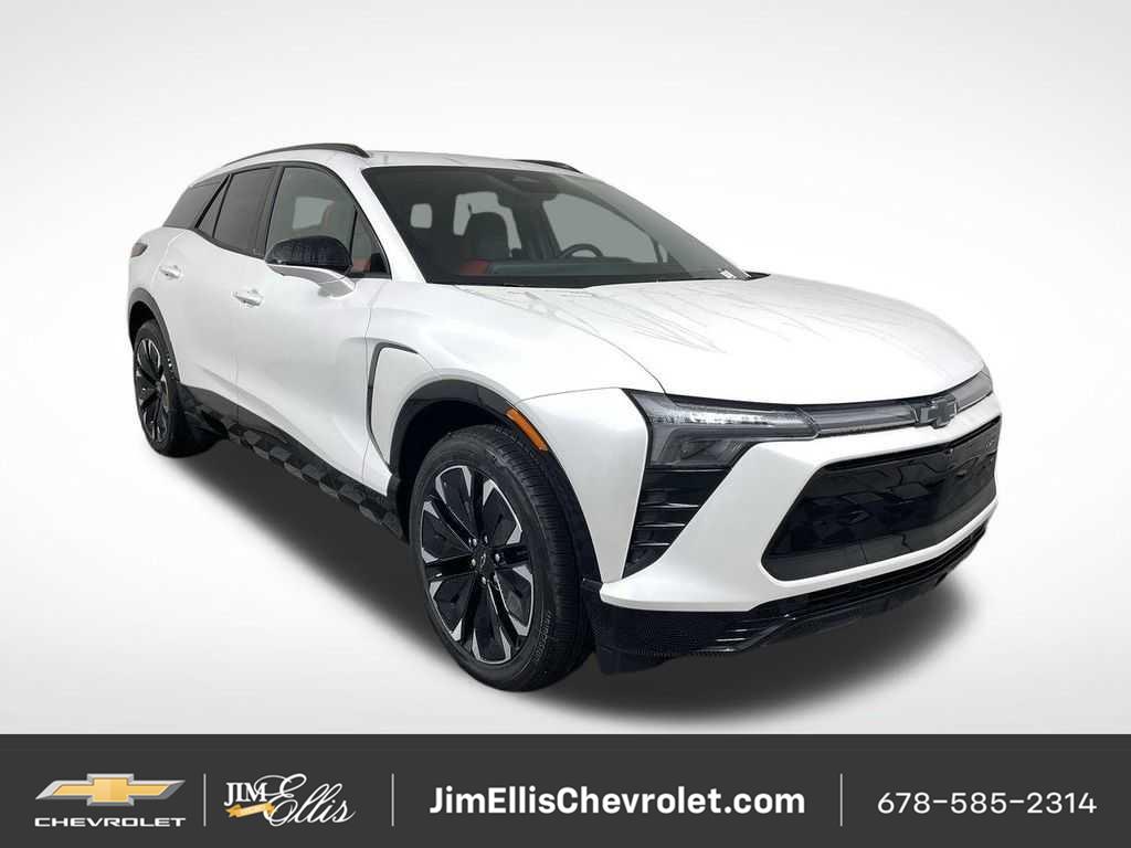 White (Iridescent Pearl Tricoat) 2025 Chevrolet Blazer EV SUV / Crossover Rear-Wheel Drive Automatic