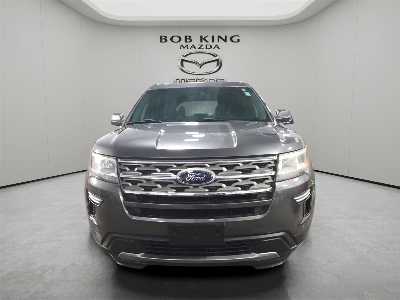 View vehicle photo 4