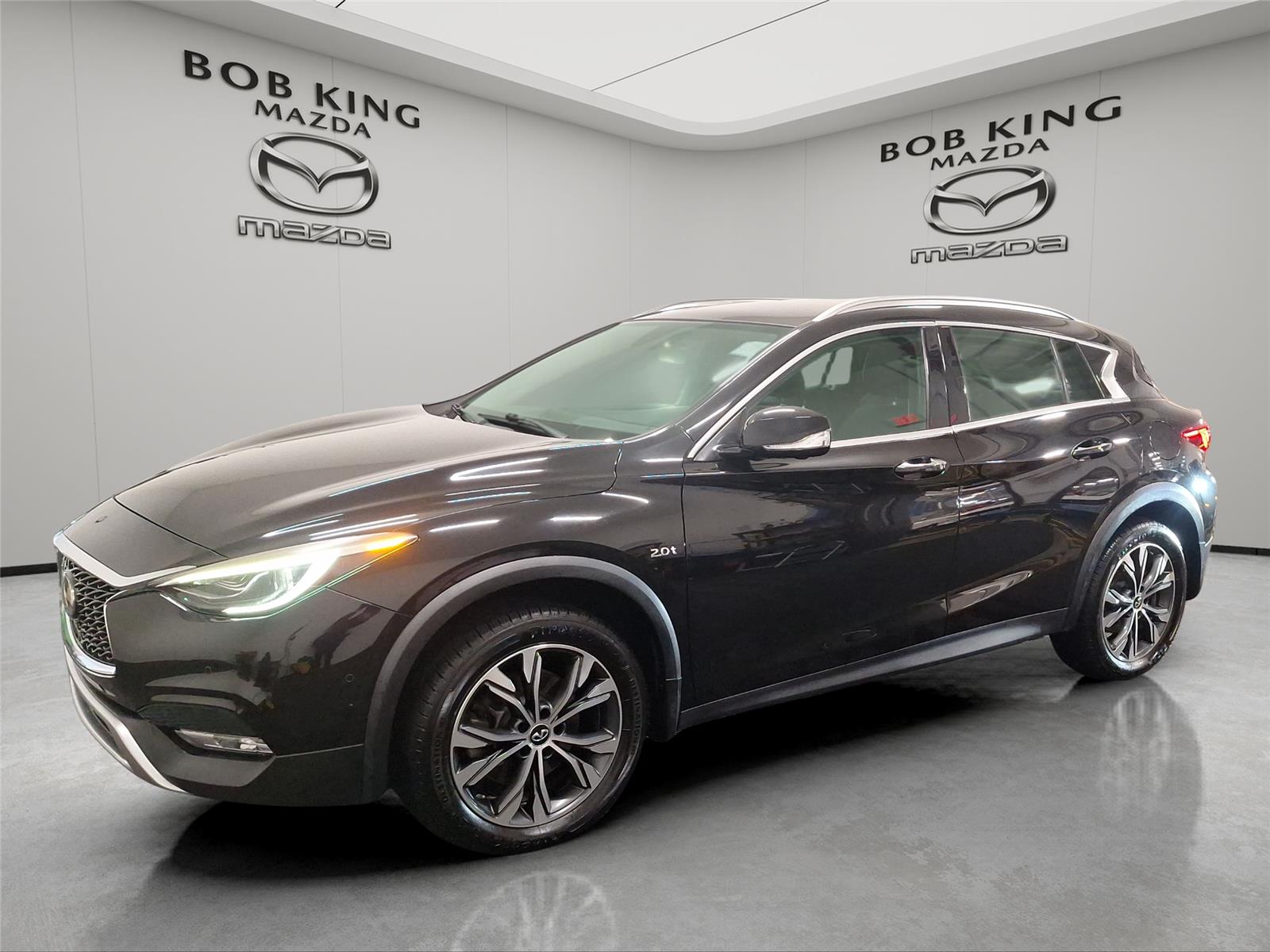 Pearlescent Black 2018 INFINITI QX30 SUV / Crossover All-Wheel Drive Automatic