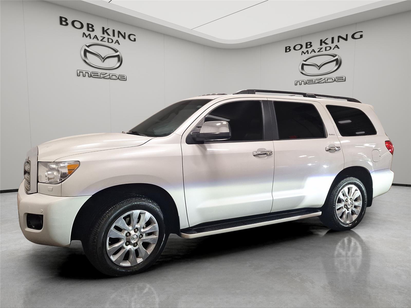 White (Blizzard Pearl) 2016 Toyota Sequoia Platinum 4WD SUV / Crossover Four-Wheel Drive 6-Speed Automatic