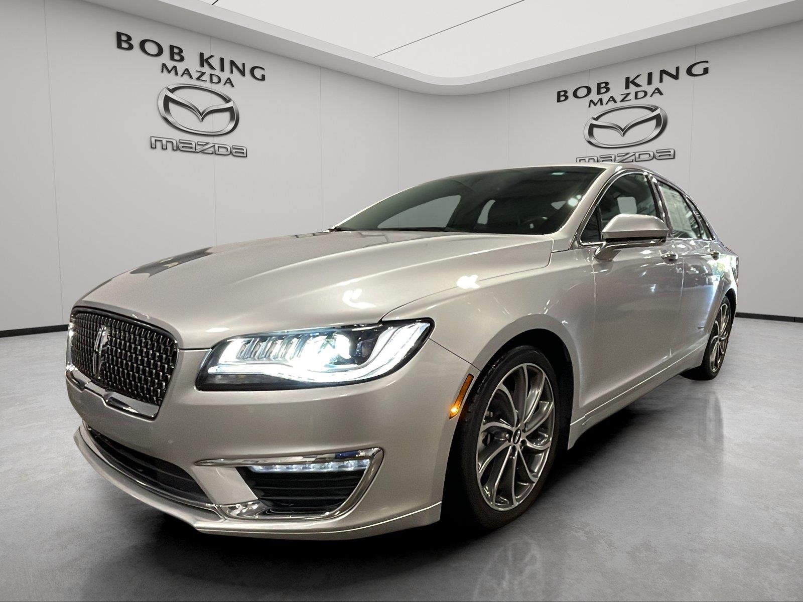 Ingot Silver Metallic 2018 Lincoln MKZ Sedan All-Wheel Drive 6-Speed Automatic