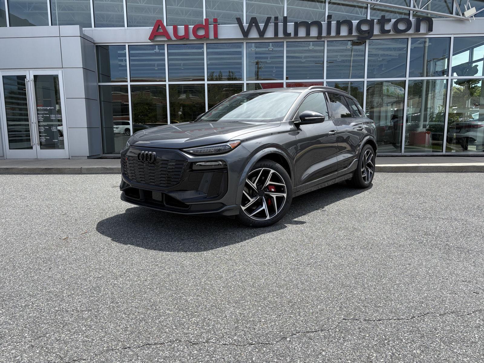 Daytona Gray Pearl Effect 2027 Audi SQ6 e-tron SUV / Crossover All-Wheel Drive Automatic