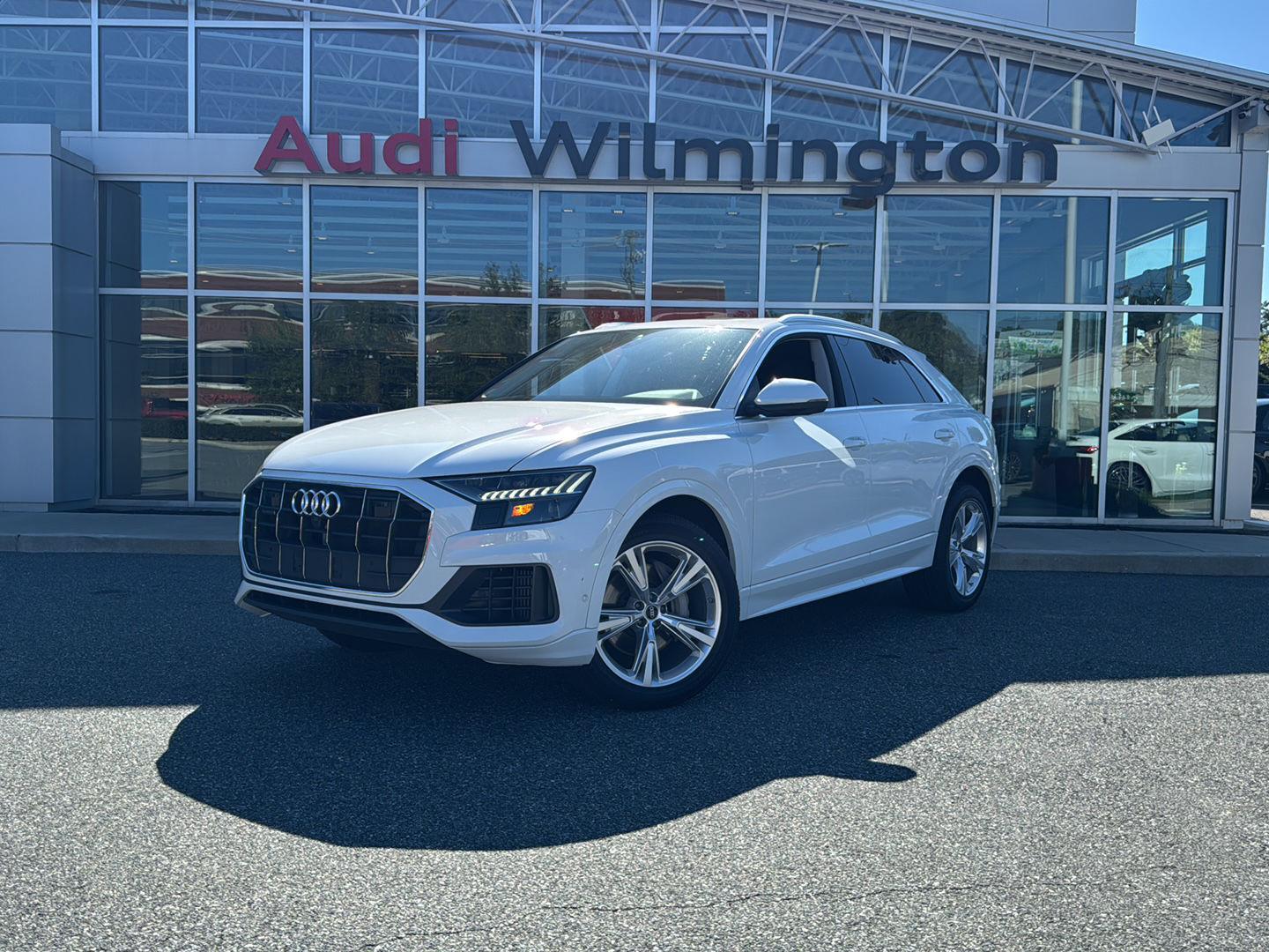Glacier White Metallic 2023 Audi Q8 SUV / Crossover All-Wheel Drive Automatic