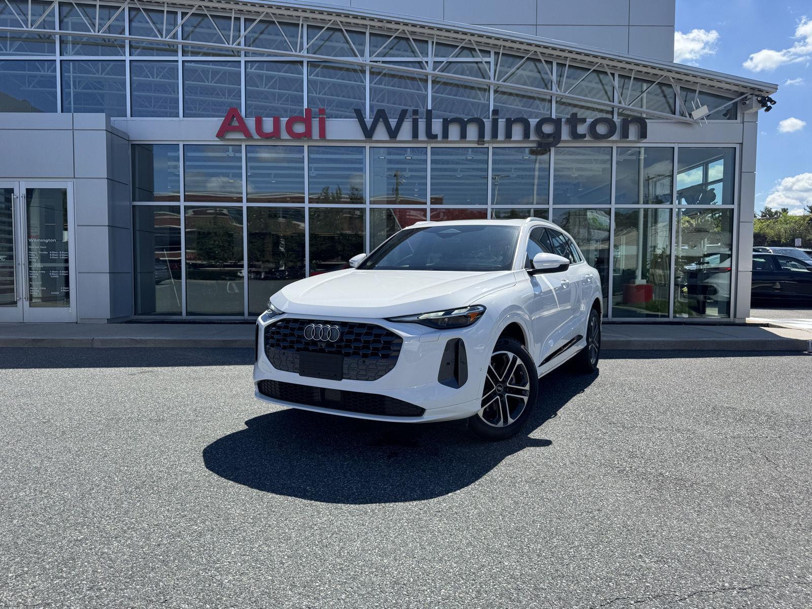 Arkona White 2025 Audi Q5 SUV / Crossover All-Wheel Drive Automatic