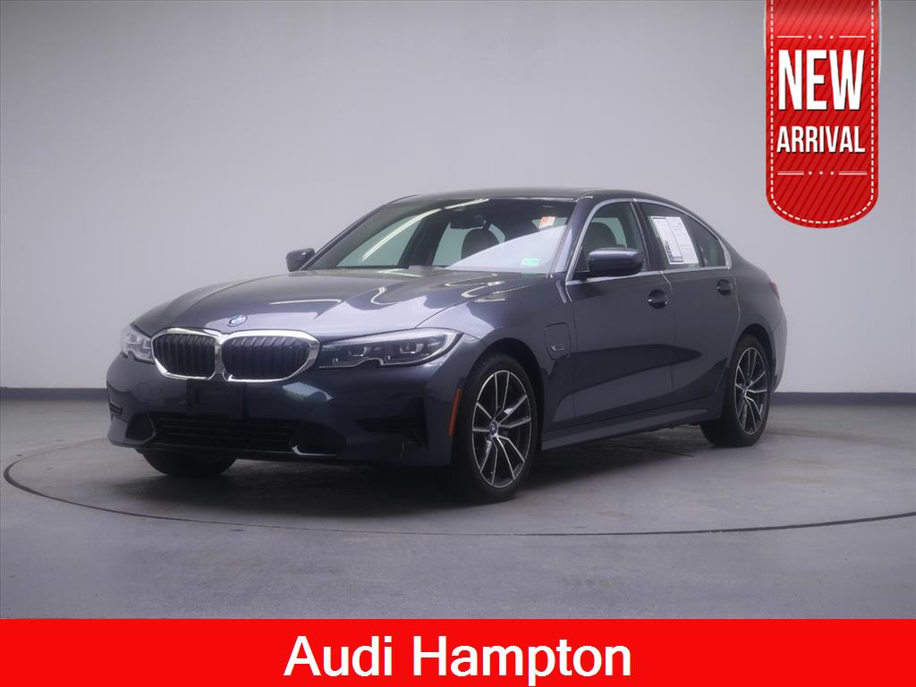 2022 BMW 3 Series 330e xDrive Hybrid Plug-in AWD