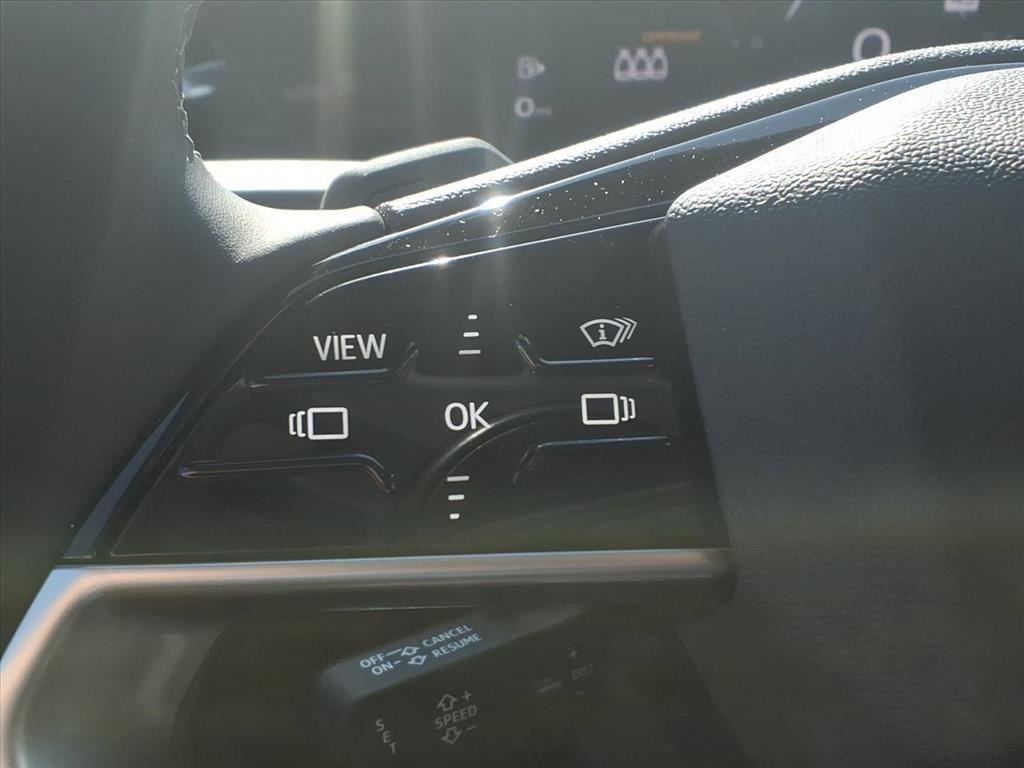 Certified Used 2025 Navarra Blue Metallic Audi Prestige image 13