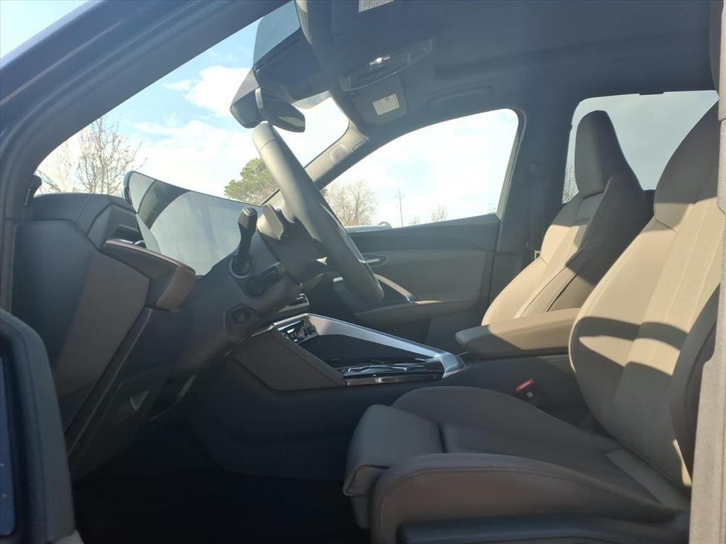 Certified Used 2025 Navarra Blue Metallic Audi Prestige image 20