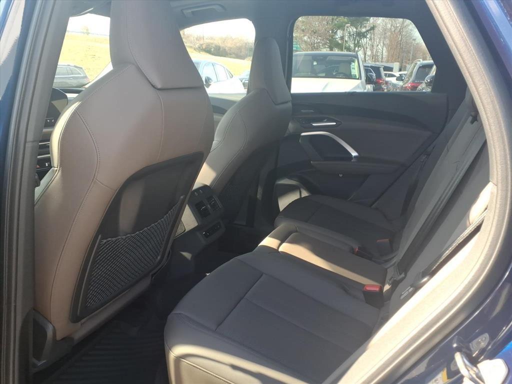 Certified Used 2025 Navarra Blue Metallic Audi Prestige image 23
