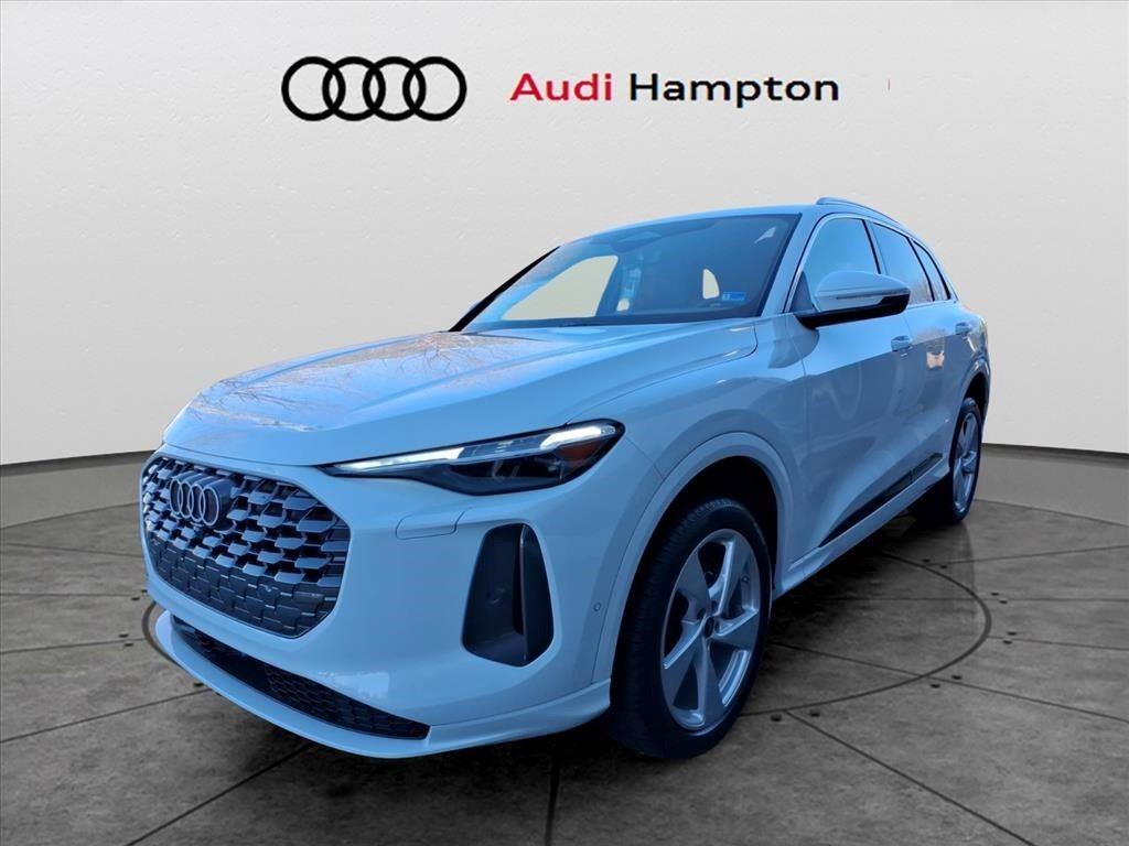 Glacier White Metallic 2025 Audi Q5 SUV / Crossover All-Wheel Drive Automatic