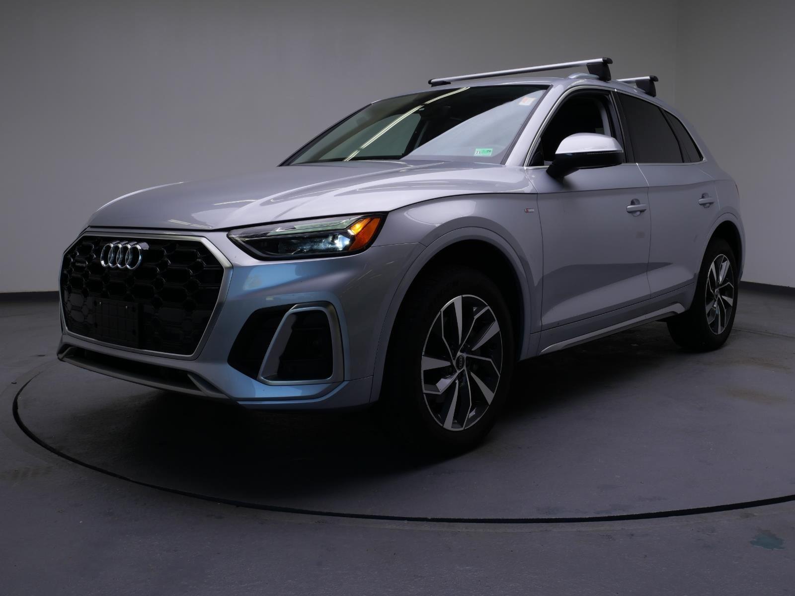 Florett Silver Metallic 2024 Audi Q5 quattro Premium Plus S Line 45 TFSI SUV / Crossover All-Wheel Drive Automatic