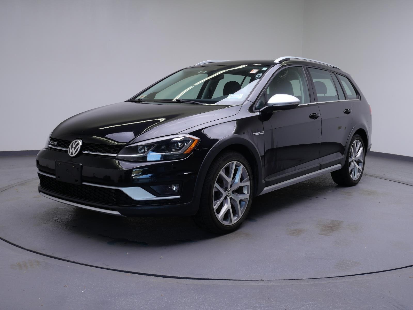 Deep Black Pearl Metallic 2018 Volkswagen Golf Alltrack S 4Motion AWD Wagon All-Wheel Drive Automatic
