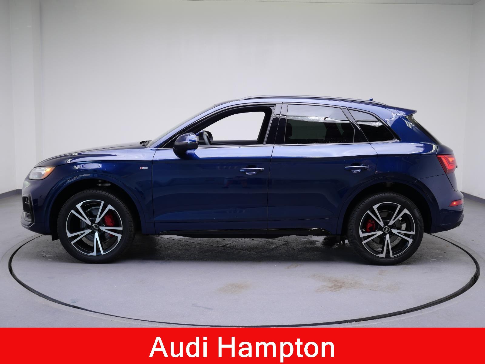 Certified Used 2025 Navarra Blue Metallic Audi S line Premium Plus image 8
