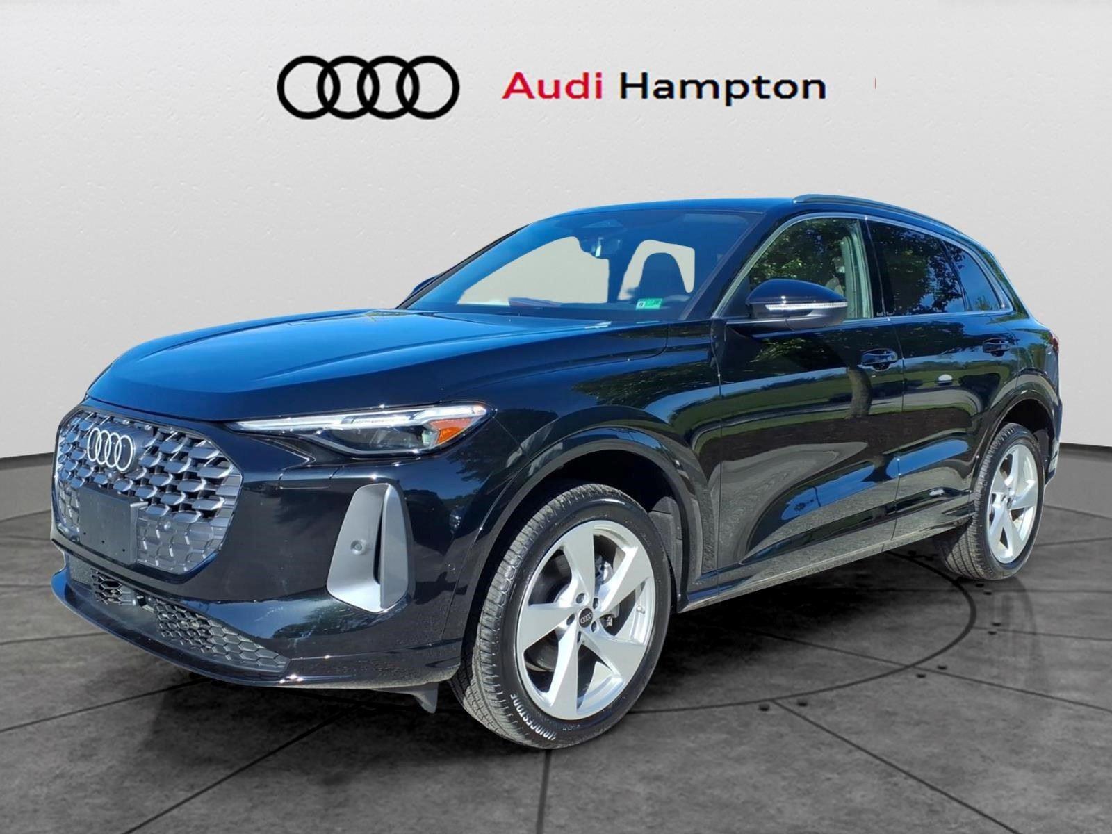Mythos Black Metallic 2025 Audi Q5 quattro Premium Plus 40 TFSI SUV / Crossover All-Wheel Drive Automatic