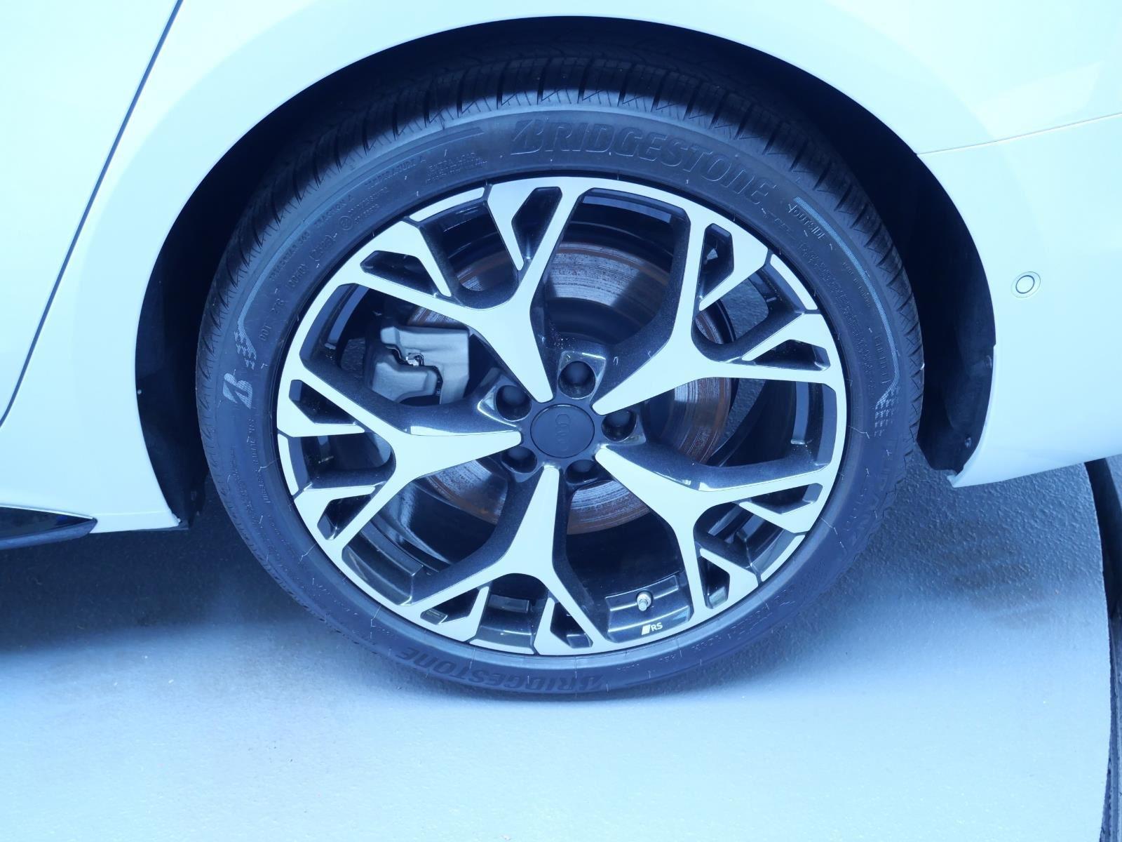 New 2026 Glacier White Metallic Audi Premium Plus image 12