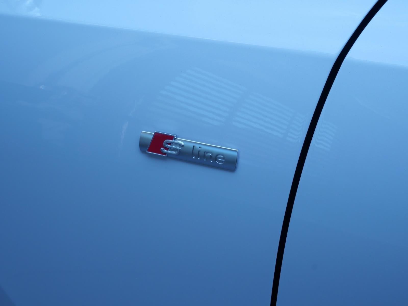New 2026 Glacier White Metallic Audi Premium Plus image 13