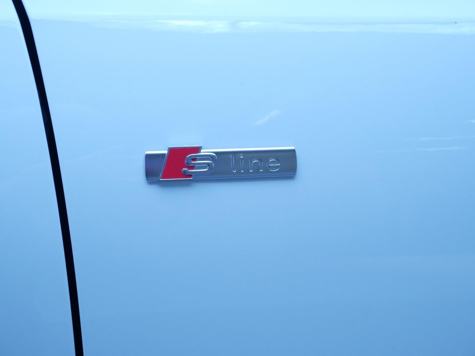 New 2026 Glacier White Metallic Audi Premium Plus image 17