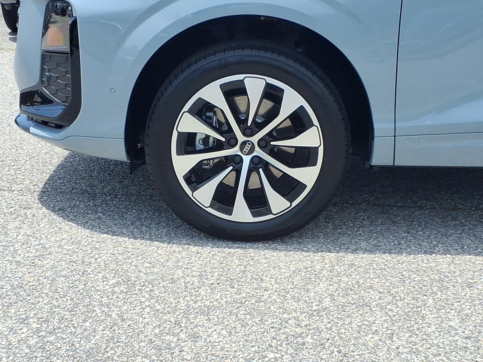 New 2026 Arrow Gray Pearl Effect Audi S line image 10