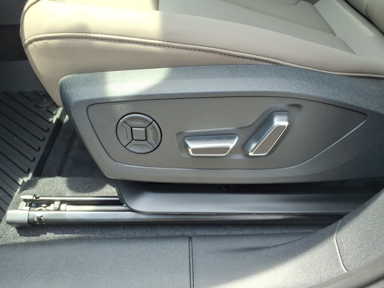 New 2026 Arrow Gray Pearl Effect Audi S line image 22