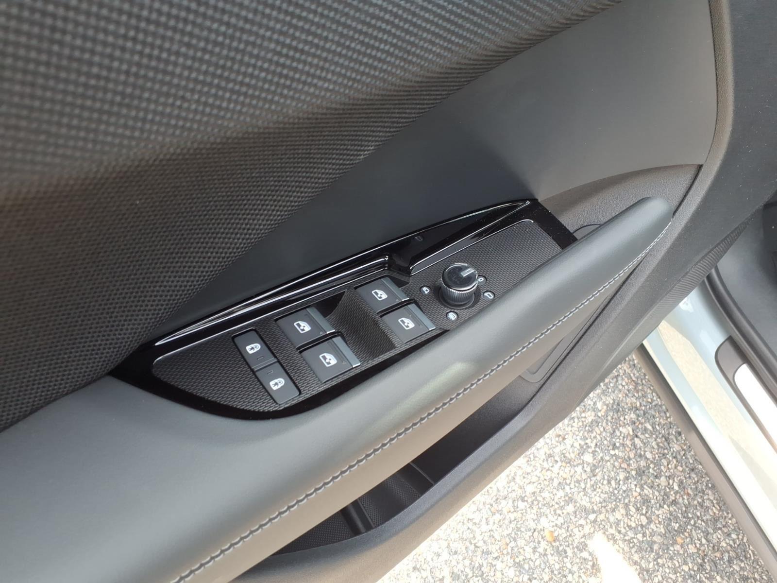New 2026 Arrow Gray Pearl Effect Audi S line image 25