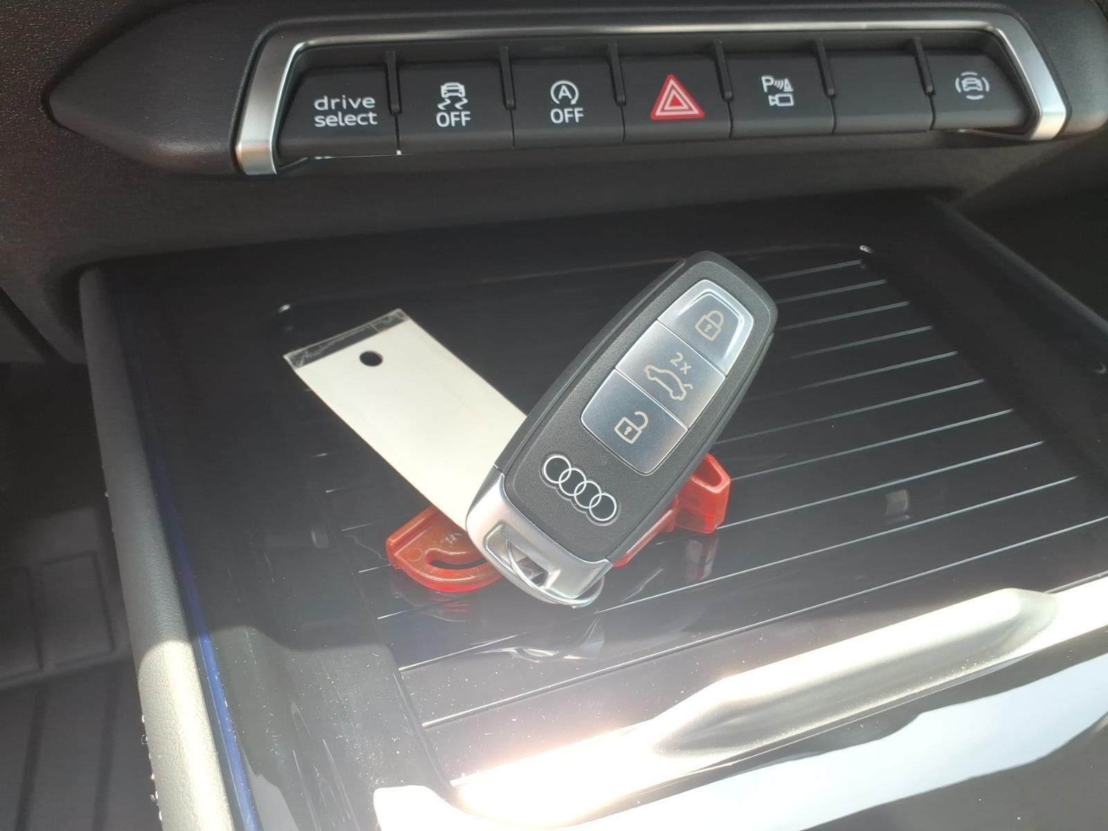 New 2026 Arrow Gray Pearl Effect Audi S line image 31