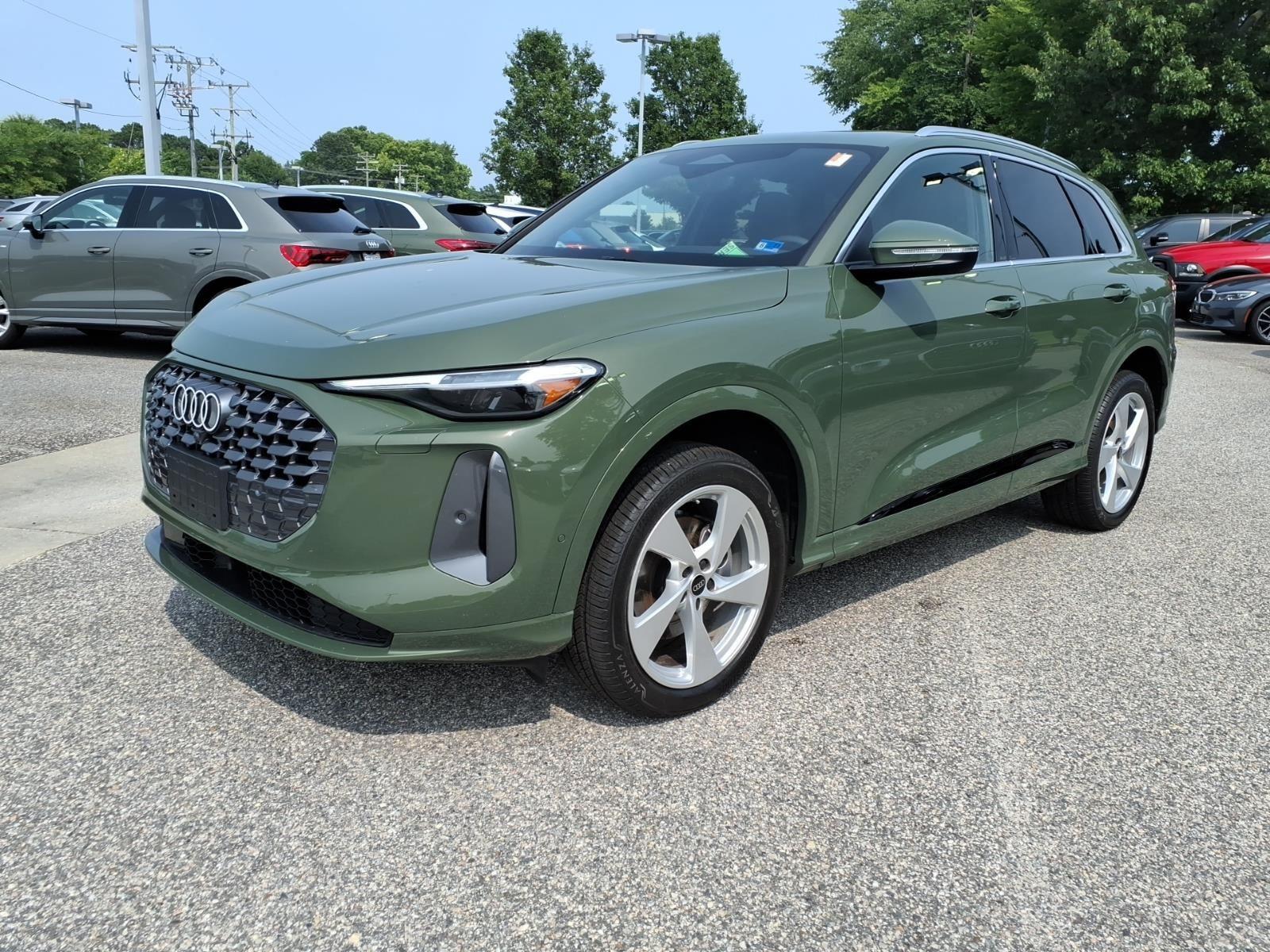 District Green Metallic 2025 Audi Q5 SUV / Crossover All-Wheel Drive Automatic