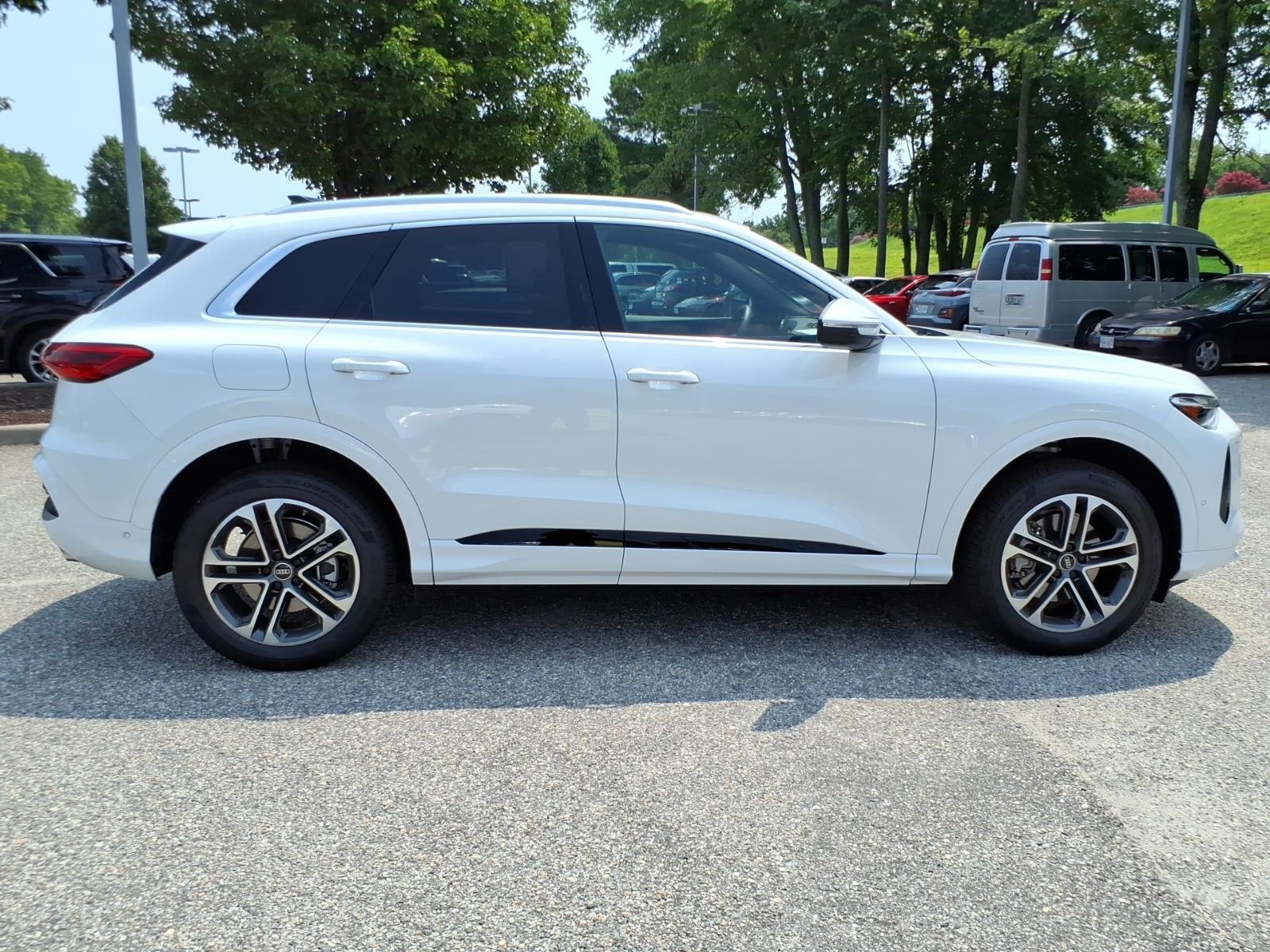 Certified Used 2025 Arkona White Audi Premium image 7